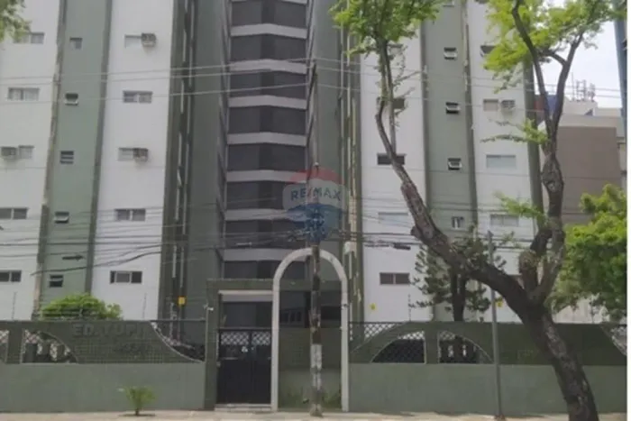 Apartamento 3 Quartos em Boa Viagem a 200 metros da orla.