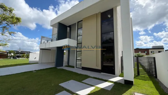 Casa à venda no Alphaville Francisco Brennand com 278m²!
