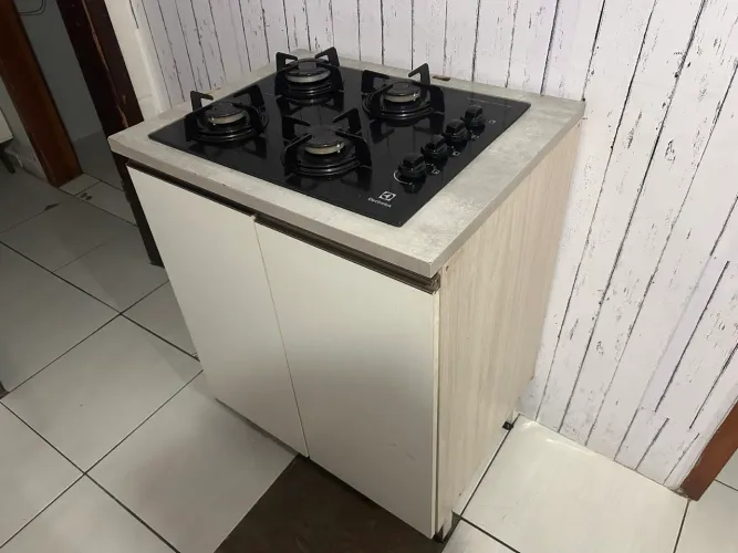Cooktop eletrolux com balcão
