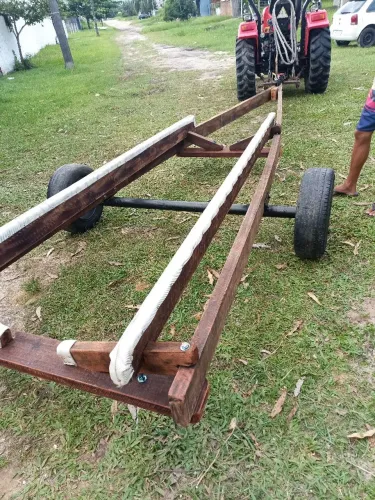 Reforma de carretas de barcos e jet sky