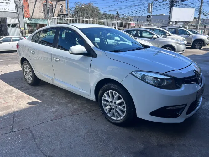 Renault Fluence Sed. Dynamique 2.0 16V Flex Aut. 2017