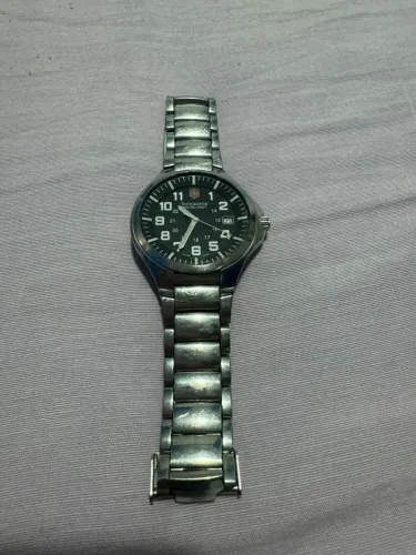Relógio Victorinox swiss army em bom estado