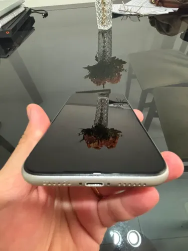 iPhone 11 impecável estado zero