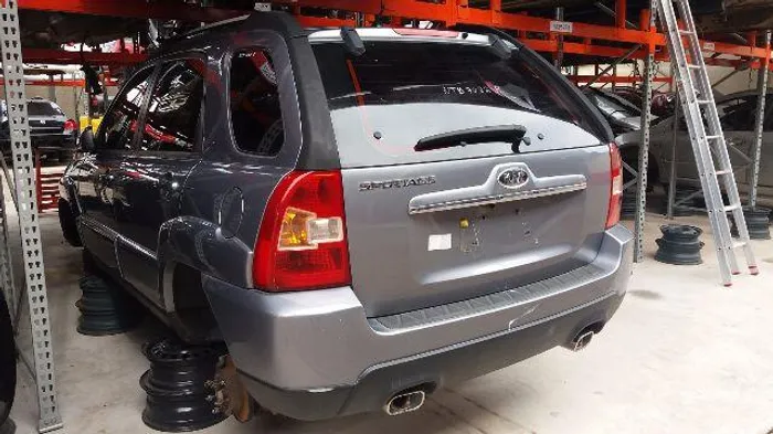 Peças usadas kia Sportage 2010 2010 2.0 16v gasolina 142cv câmbio automático
