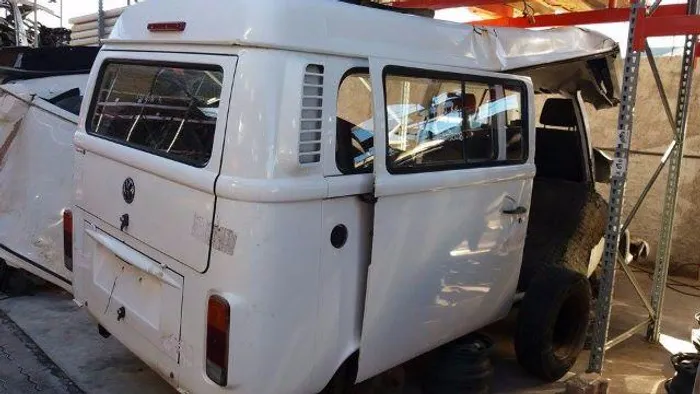 Peças usadas VW Kombi 2012 flex 80cv manual