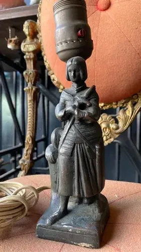 luminária antiga, Joana d'Arc. 