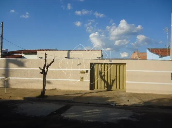 Venda de Casas / Padrão na cidade de Araraquara