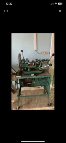 Torno de bancada de precisão  para usinagem e fabricar aliança . .