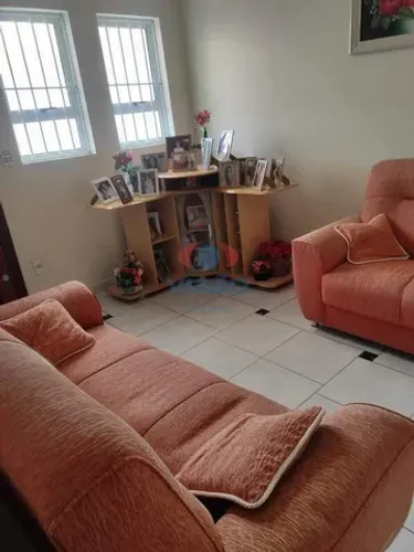 Casa à venda, 4 dormitórios (sendo 1 suíte com closed) e 5 vagas, Jardim Nossa Senhora de 