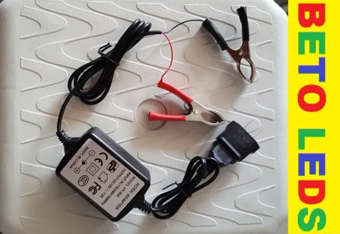 Carregador De Bateria De Moto 12v
