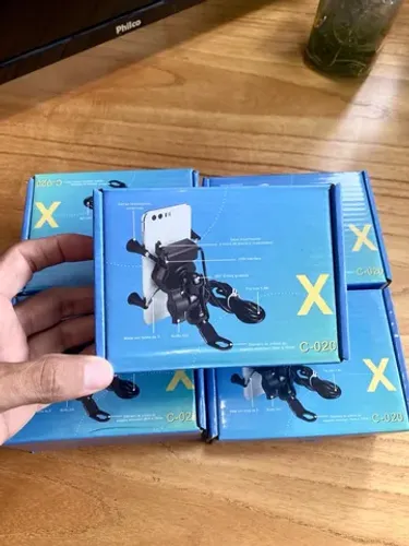 Suporte de Celular Garra com Carregador para Moto