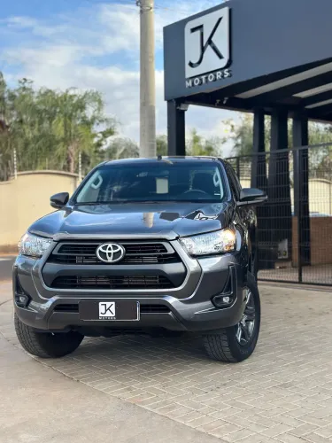 Toyota Hilux CD SR 4X4 2.8 TDI Diesel Aut. 2024