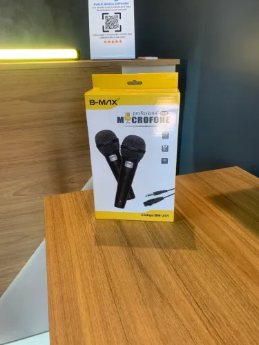 Kit com 2 microfones com B-Max