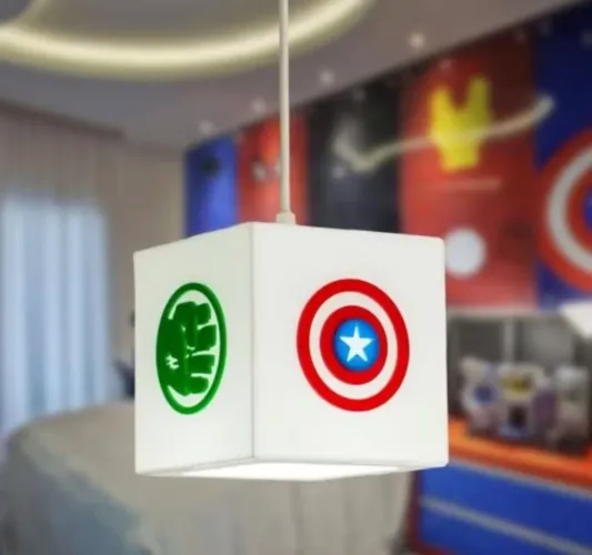 Luminária lustre infantil Avengers