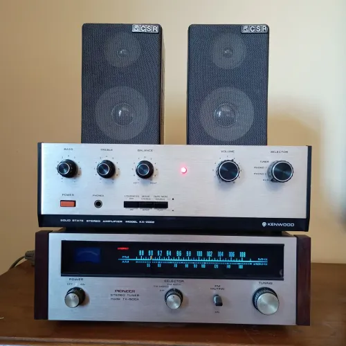 Amplificador( Kenwood) e Tuner ( Pioneer)
