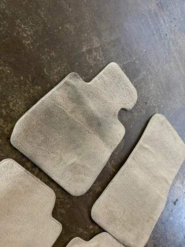 Tapete de BMW 320i bege original 