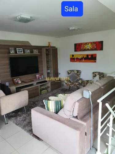 Apartamento Duplex à venda com 3 Dormitório, sendo 1 Suíte e Área Gourmet no bairro Vila U