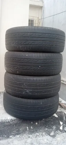 Jogo de pneus 215/55R17 Dunlop