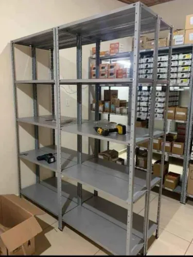 Prateleiras reforçadas 