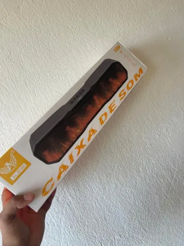 Caixa de som nova a venda aceito cartão 