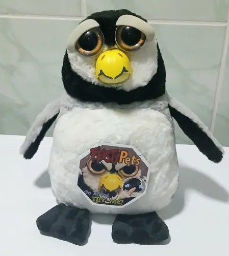 Feisty pinguim customizado