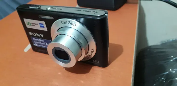 Camera digital Sony 14 mpx Cyber-shot DSC-W320