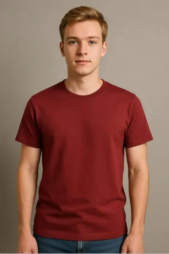 Camiseta Marsala Lisa ( tamanho G )