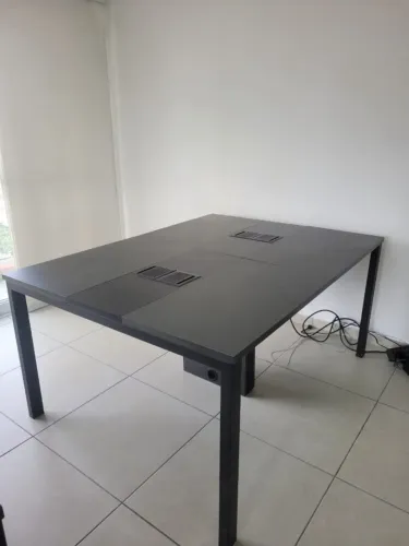 MESA PARA ESCRITÓRIO 4 POSIÇÕES - ESTAÇÃO DE TRABALHO - EXCELENTE ESTADO