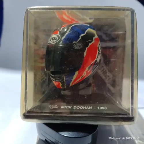 Coleção MotoGP, capacete Mick Doohan.