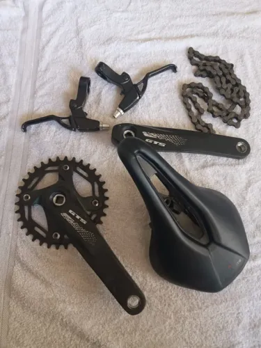 peças para bicicleta usada olhe nas fotos ( nao troco )