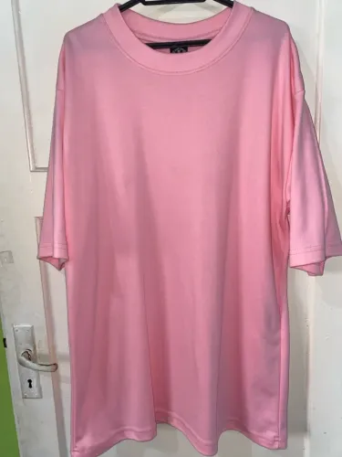 Camiseta Oversized Rosa G nova