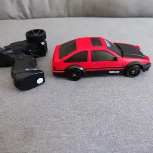 (Novo) Carrinho Rc Drift 2 em 1 Vermelho REcarregável