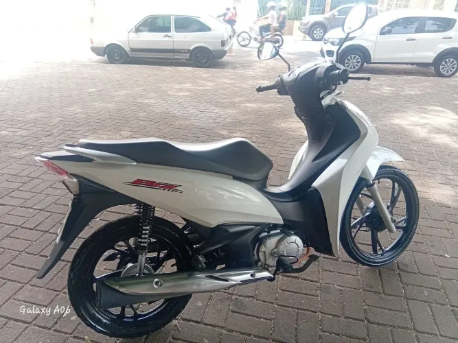 Biz 110i conservada ( única Dona)