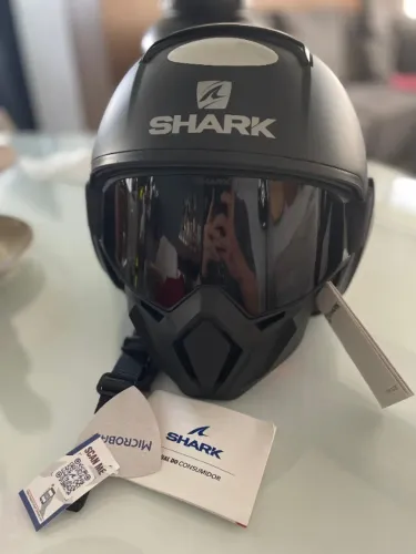 Capacete Shark Street Drak Blank - Preto Fosco 60