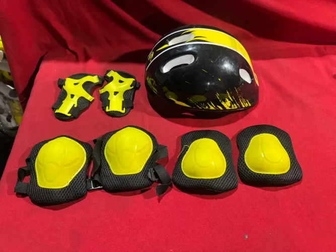 Kit 7 peças capacete infantil para bicicleta patins e skate