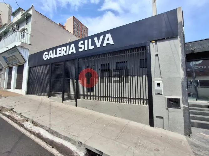 Sala comercial para locação no Centro da cidade-recepção-sala de espera-banheiro