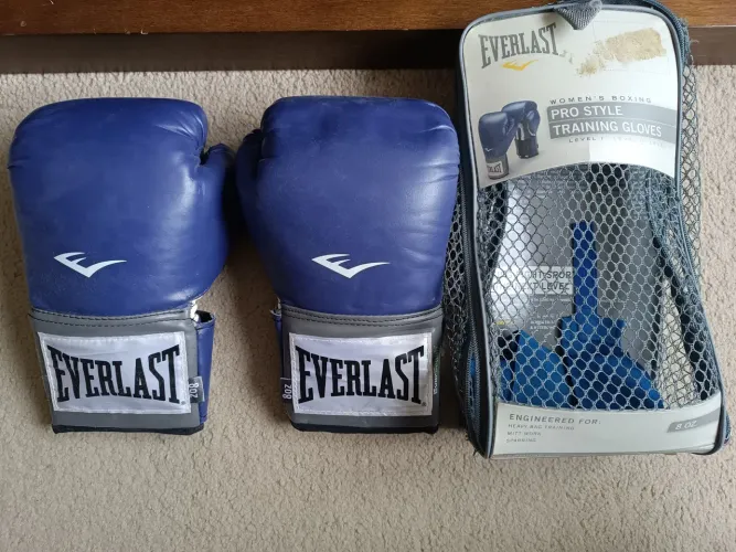 Luvas de Boxe Everlast Pro Style - Tamanho 8oz