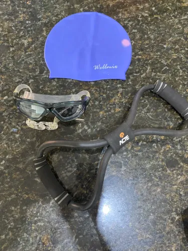 Óculos de Mergulho, Touca Silicone e Extensor de borracha 