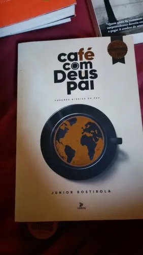 LIVRO CAFÉ COM DEUS PAI