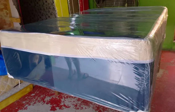 Cama de mola ensacada