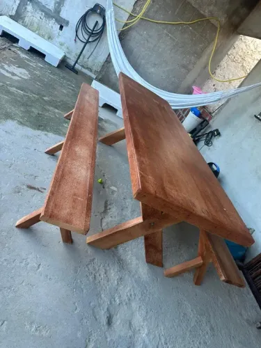 Mesa de madeira / Área Gourmet