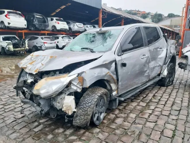 Sucata Mitsubishi L200 Triton 2.4 automática 2018 a 2022 Peças