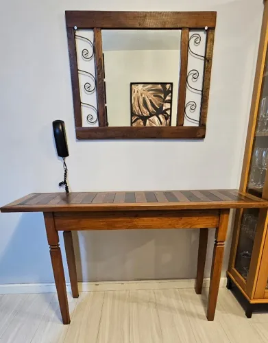 Parador de Madeira Maciça