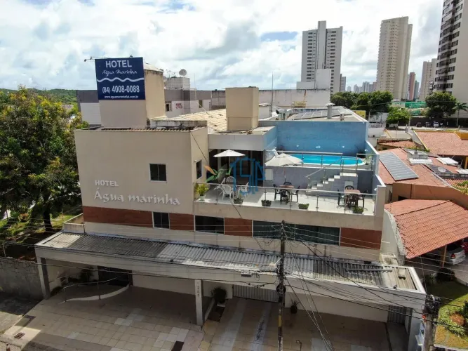 HOTEL EM NATAL/ POUSADA/ EDIFICIOS COMERCIAL/ EDIFICIO DE SALAS COMERCIAIS/ HOTEL EM PONTA