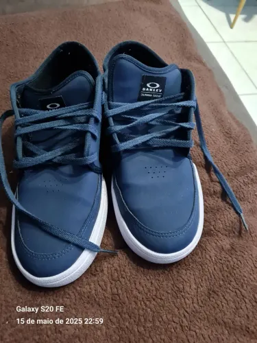Tênis Oakley Azul