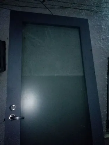Porta Acústica Alumínio e Vidro