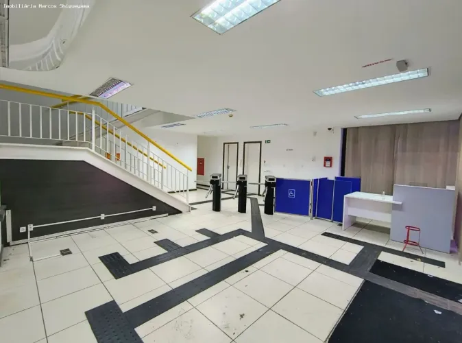 Prédio para Locação em Salvador, Parque Bela Vista, 4 banheiros, 14 vagas