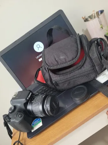 Câmera Canon EOS Rebel T100 lente 18-55mm