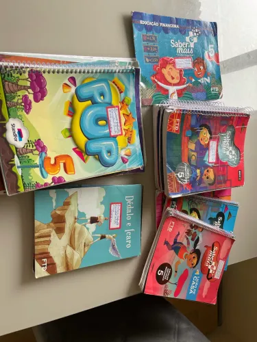 Vendo livros usados do 5 ano Escola Início do Saber