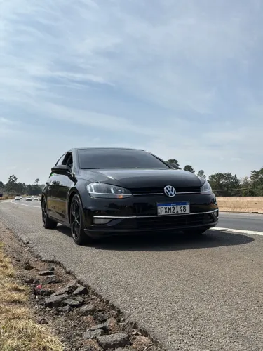 Volkswagen Golf Comfort. 200 TSI 1.0 Flex 12V Aut. 2018